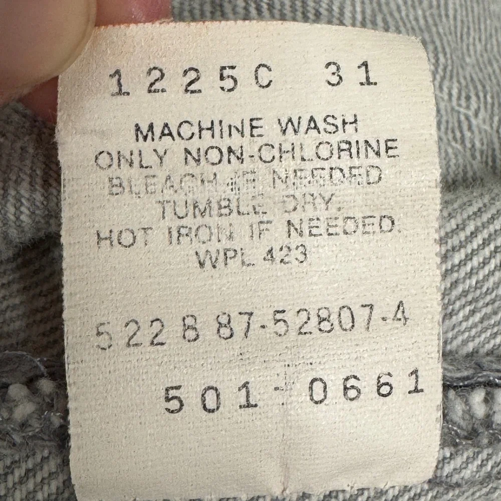 Levis 501 Jeans Men 32x30 Gray Acid Wash Cotton Made in USA Vintage Button Fly